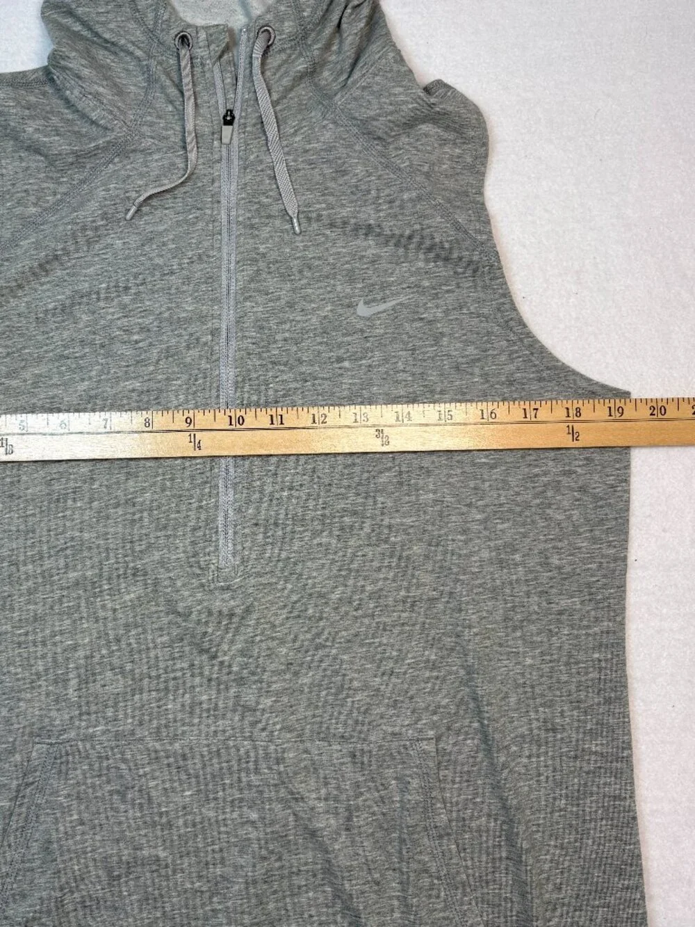 Nike Obsessed Grey Sleeveless Half Zip Hoodie Athleisure Sporty Chic Gym Wear M
